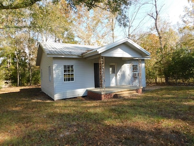 200 S Bluff St, Mount Olive, MS 39119 - photo 2