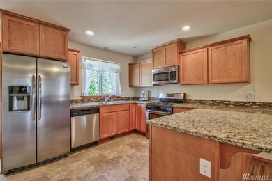 1525 E Gateway Heights Loop, Sedro Woolley, WA 98284 - photo 4