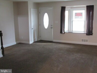 1022 Arncliffe Rd, Essex, MD 21221 - photo 2