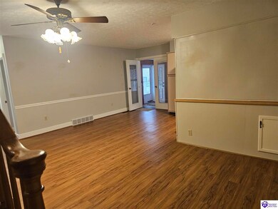102 Regency Ct unit B3, Campbellsville, KY 42718 - photo 4
