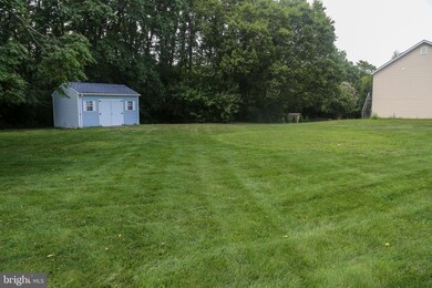 282 Wendover Dr, Bunker Hill, WV 25413 - photo 6