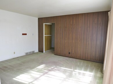 3216 Timber Dr, Lansing, MI 48917 - photo 6