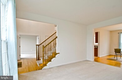 35177 Marshall Ct, Locust Grove, VA 22508 - photo 5