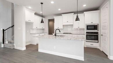 15831 Bird of Paradise Dr, Conroe, TX 77302 - photo 2