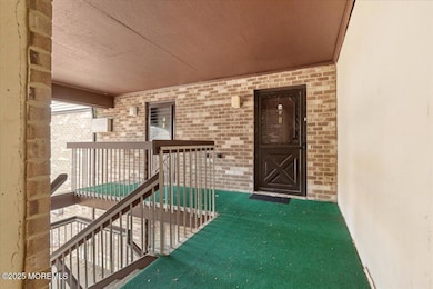 93 Arrowood Rd unit G, Manalapan, NJ 07726 - photo 4