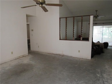 5331 Hill Dr, Zephyrhills, FL 33542 - photo 3