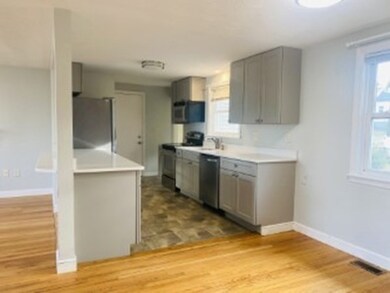 11 Selwyn Rd, Braintree, MA 02184 - photo 4