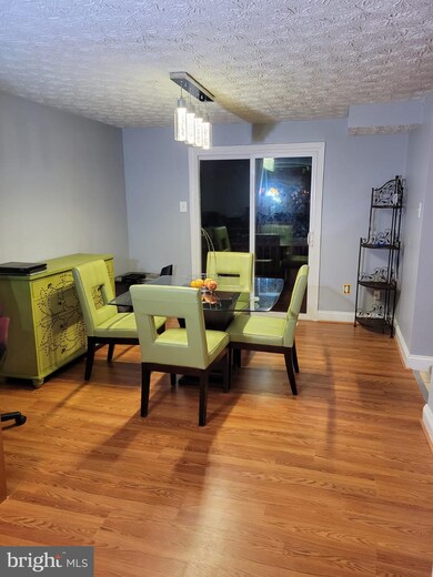 338 Shady Glen Dr, Capitol Heights, MD 20743 - photo 3