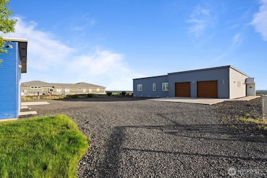 7458 Bouldercrest Rd NE, Moses Lake, WA 98837 - photo 2