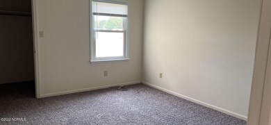 1814 Burgaw Hwy, Jacksonville, NC 28540 - photo 5