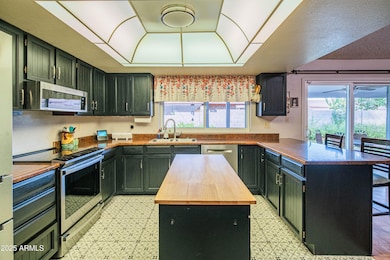 19249 N 23rd Ave, Phoenix, AZ 85027 - photo 7