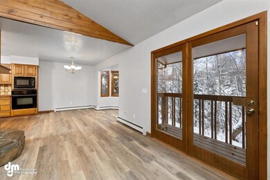 33-Living Room 20201130-DW-1938