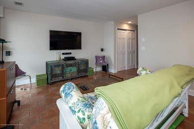 08_Living Room-6