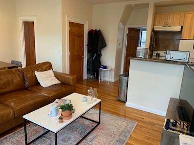 11A Hanson St unit 4, Boston, MA 02118 - photo 6