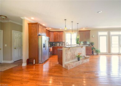 2534 High Meadow Dr, Asheboro, NC 27205 - photo 4