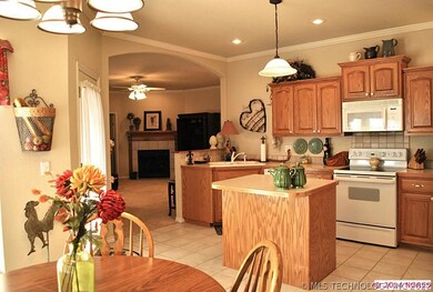 Custom cabinetry by Harris Custom Cabinets