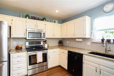 21508 W 50th St, Shawnee, KS 66226 - photo 3