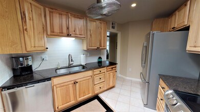 11001 W Topaz Dr, Sun City, AZ 85351 - photo 6