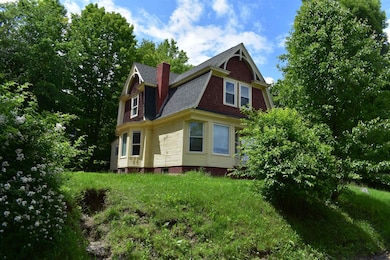 4 Gould Terrace, Plymouth, NH 03264 - photo 2