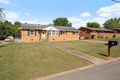 113 Enden Ave, Shelbyville, TN 37160 - photo 2