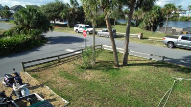 1721 2nd St S unit A, Jacksonville Beach, FL 32250 - photo 2