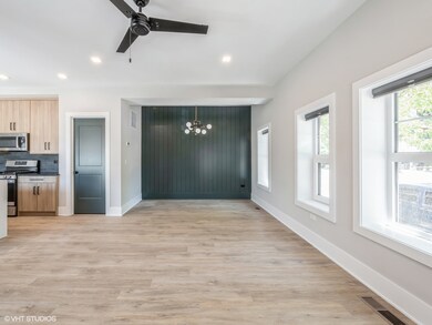 1607 W Waveland Ave unit 1S, Chicago, IL 60613 - photo 5