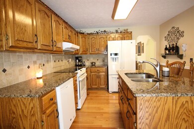 Granite counters with abundant amount of storage. 81x11