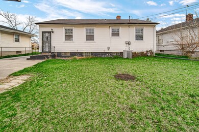 477 W 20th Place, Gary, IN 46407 - photo 3