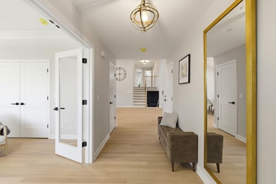 8332 S 77th Ct, Oak Lawn, IL 60455 - photo 2