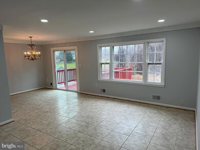 11721 Butlers Branch Rd, Clinton, MD 20735 - photo 3