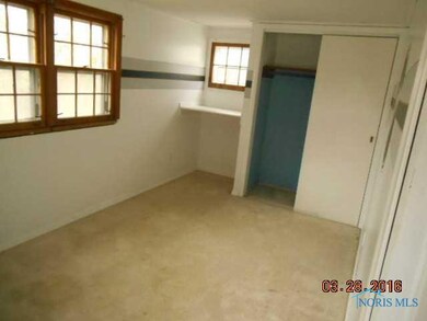 2145 Mellwood Ct, Toledo, OH 43613 - photo 4