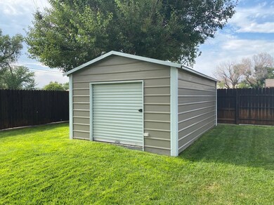 801 S Polk St, Hugoton, KS 67951 - photo 4