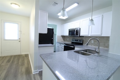 605 Carriagehouse Ln unit 2, Garland, TX 75040 - photo 2