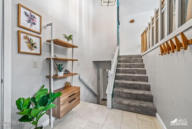03-3571AMBERBAYLOOP_ZHM_06