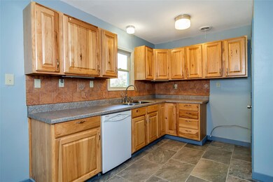 340 W Highland St, Southlake, TX 76092 - photo 7