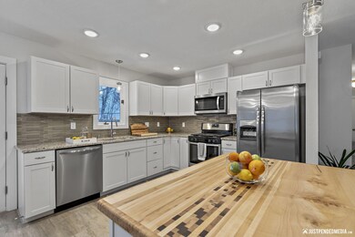 8530 Hidden View Ct, Anchorage, AK 99504 - photo 6