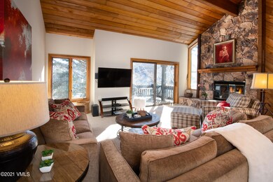 Living/Deck