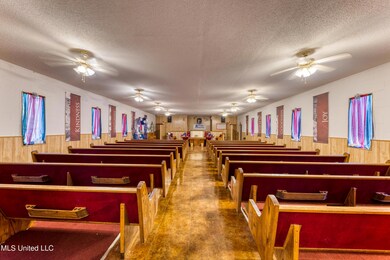5106HubertSt-11