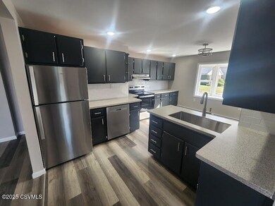 169 Alvin St, Freeland, PA 18224 - photo 6