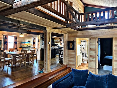 5FDE81B3-009F-42A6-B958-EB044A135BA5