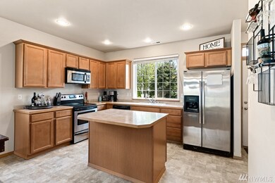 913 Grinnell Ave SW, Orting, WA 98360 - photo 4