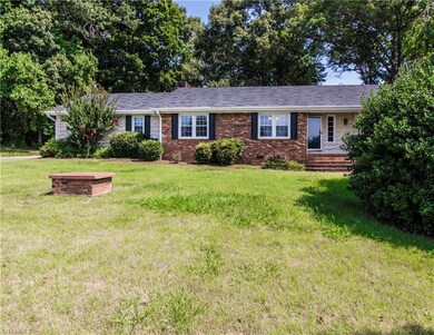 5008 Grandover Pkwy, Greensboro, NC 27407 - photo 2