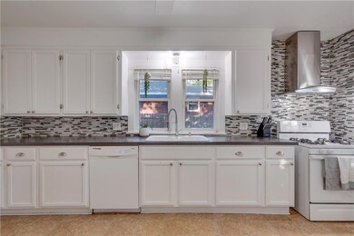 1210 Douglas Ave, Des Moines, IA 50313 - photo 5