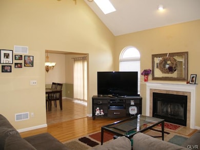 2171 Rolling Meadow Dr, Macungie, PA 18062 - photo 5