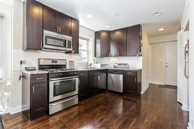 6052 N Mozart St, Chicago, IL 60659 - photo 5