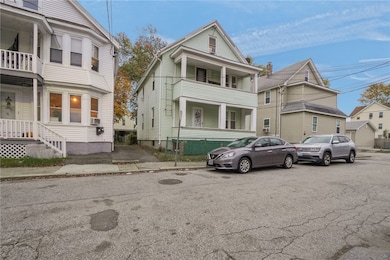 27 Collins Ave, Pawtucket, RI 02860 - photo 3