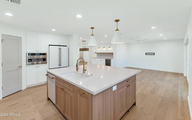 4154 N 35th Place, Phoenix, AZ 85018 - photo 7