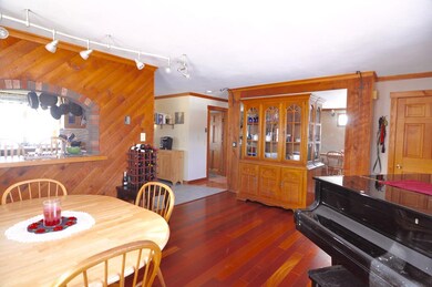 31 Packers Falls Rd, Newmarket, NH 03857 - photo 4