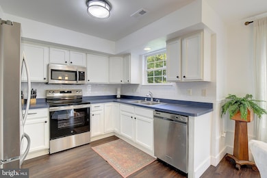 3513 Oak Dr, Edgewater, MD 21037 - photo 7