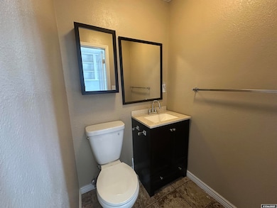 1318 Arizona St, Rawlins, WY 82301 - photo 5